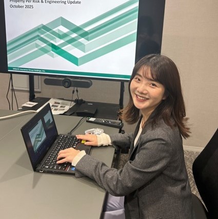 再保険部に所属しているときの業務の様子