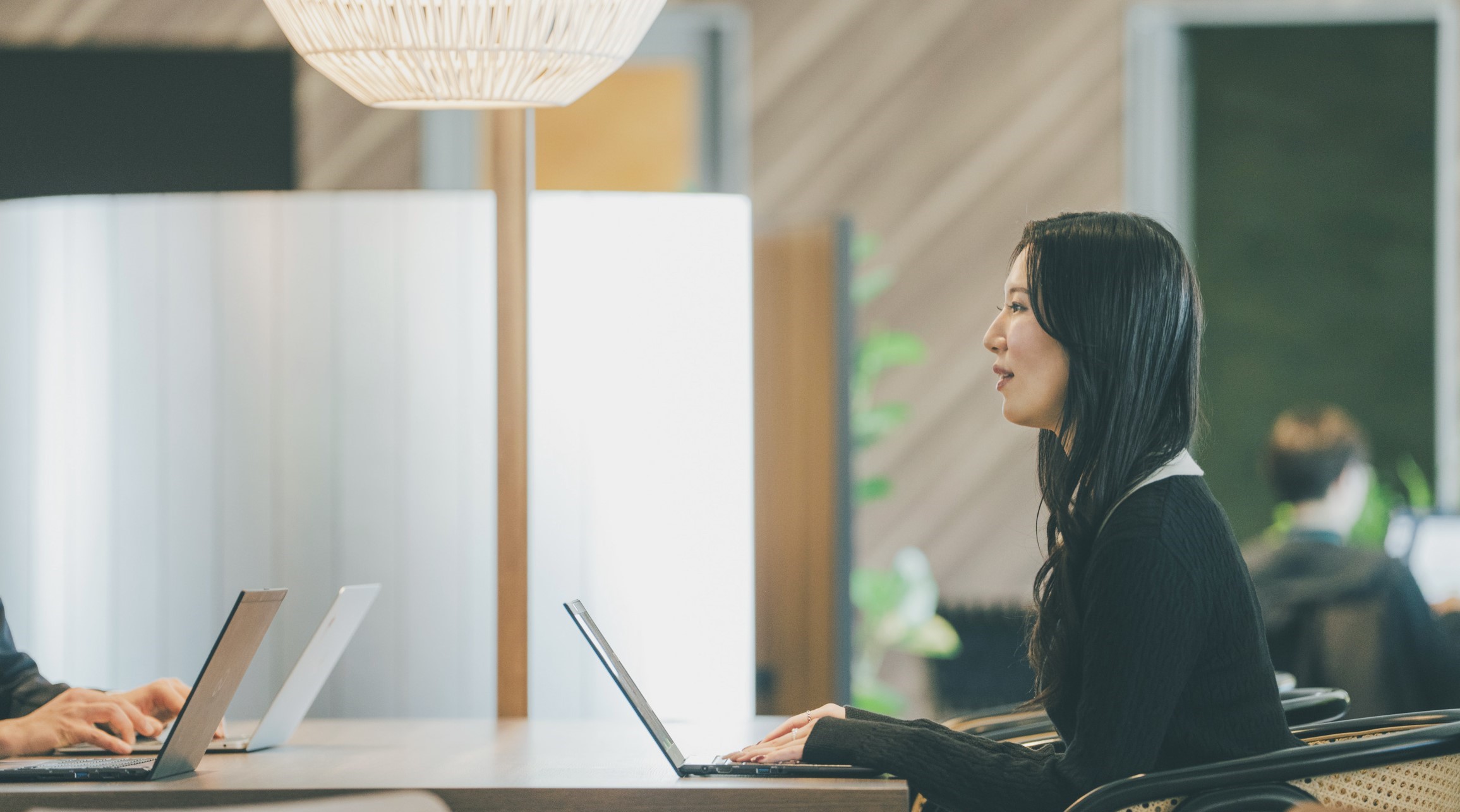 お客さまと話している様子