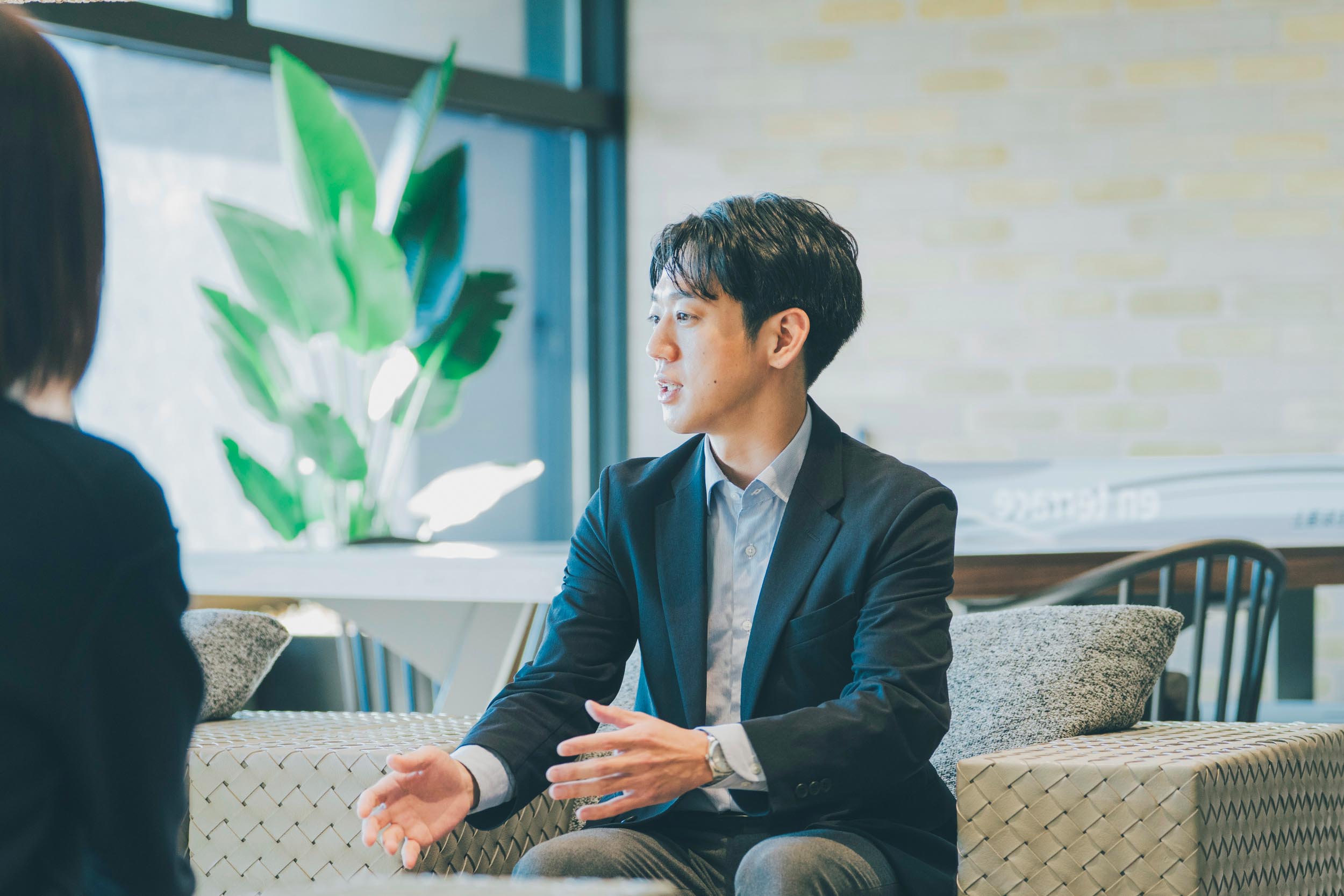 お客さまと話している様子